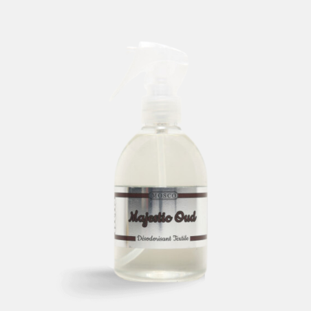 Voici votre Spray désodorisant textile de 250 ml - Majestic Oud | MOSCO